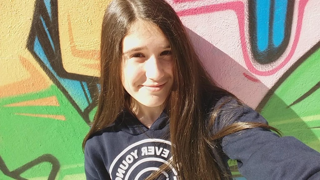 María Galvez chica campus